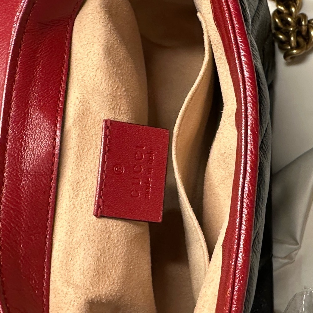 Gucci Marmont Black Quilted Leather Top Handle Satchel Shoulder Bag Red Trim - Picture 9 of 16